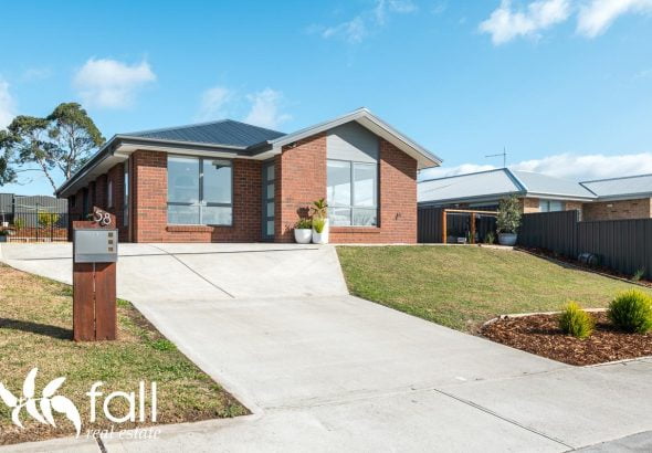 Fall Real Estate 58 Midway Point Esplanade, MIDWAY POINT TAS 7171