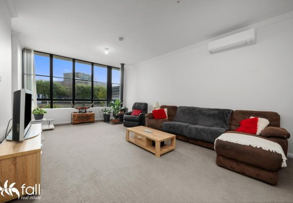 Fall Real Estate Unit 18/34-54 Humphrey Street, NEW NORFOLK TAS 7140