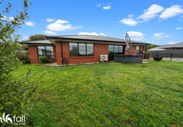 Fall Real Estate 2B Heron Crescent, MIDWAY POINT TAS 7171