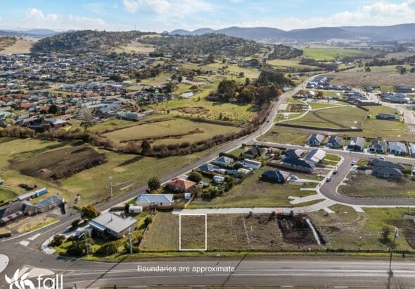 Fall Real Estate 69 Federation Drive, SORELL TAS 7172