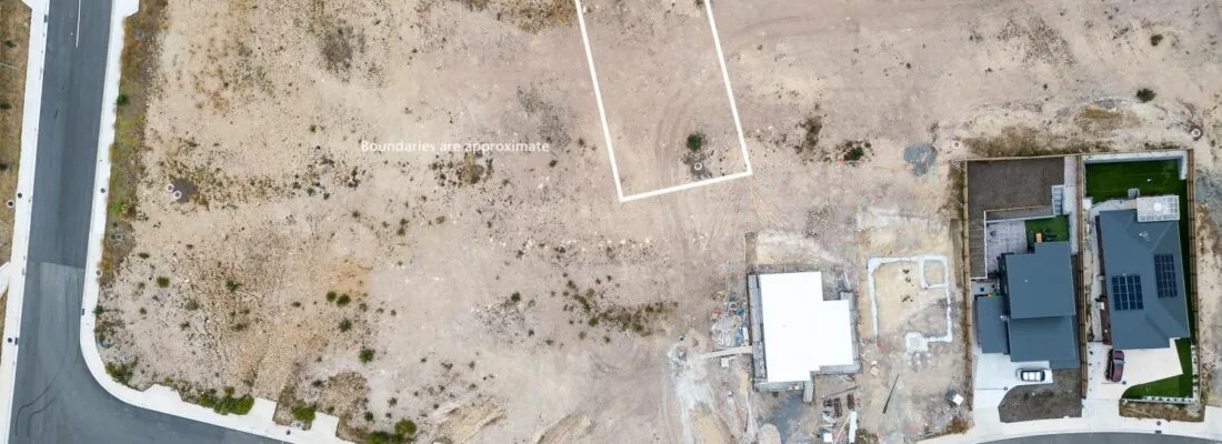 Fall Real Estate Kelly Fall & Jo Brownless