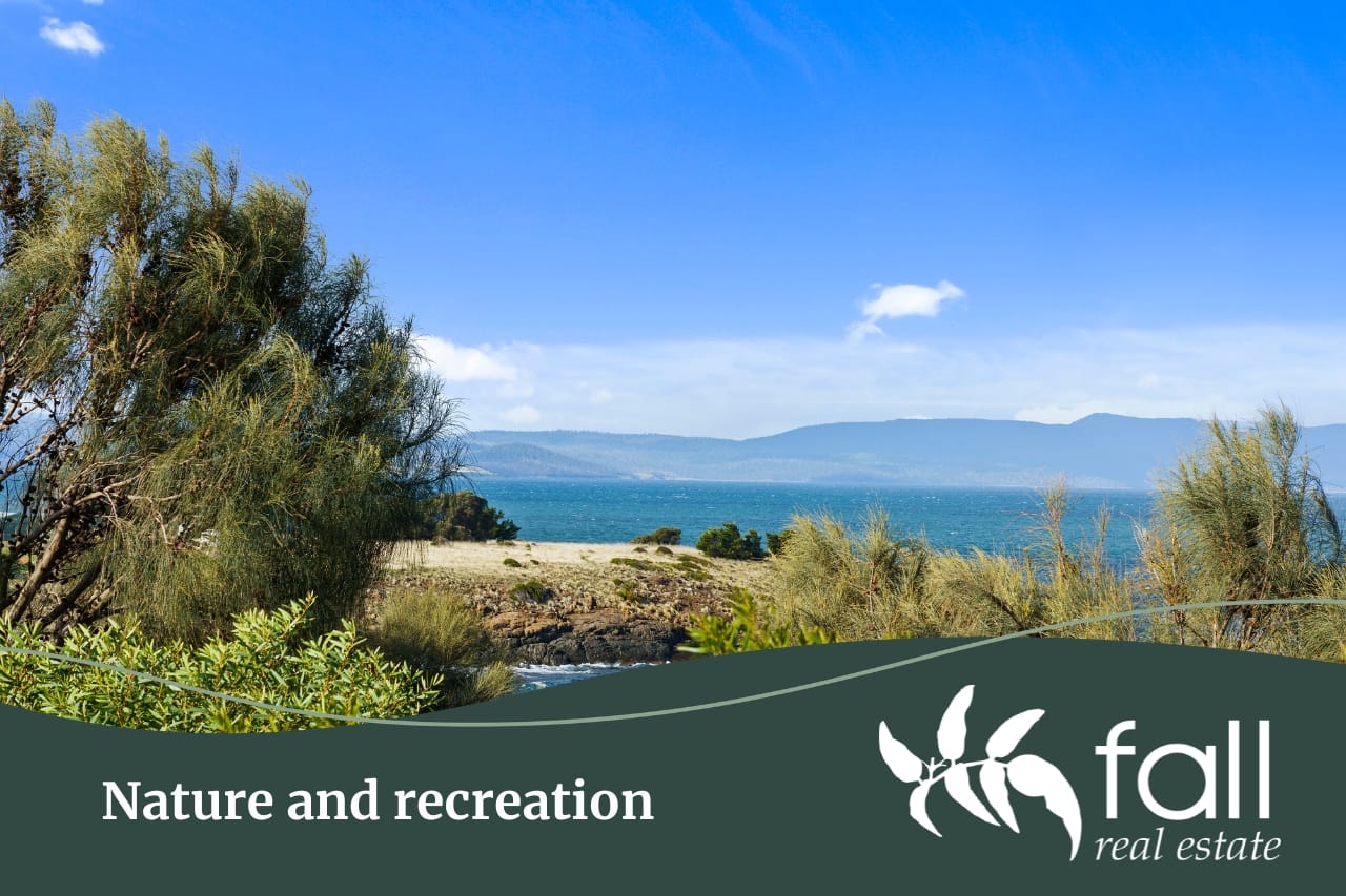 Nature and recreation in Primrose Sands | Fall Real Estate