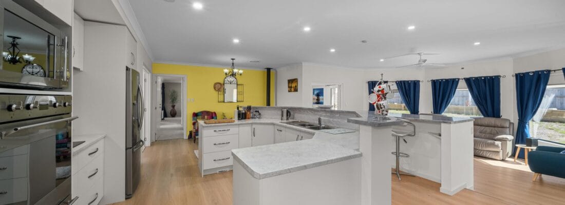 Suzanne Eaton suzanne eaton Fall Real Estate Suzanne Eaton