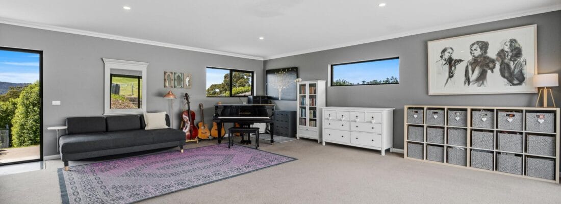 Kim Chandler-Storey Kim Chandler-Storey Fall Real Estate Kim Chandler-Storey