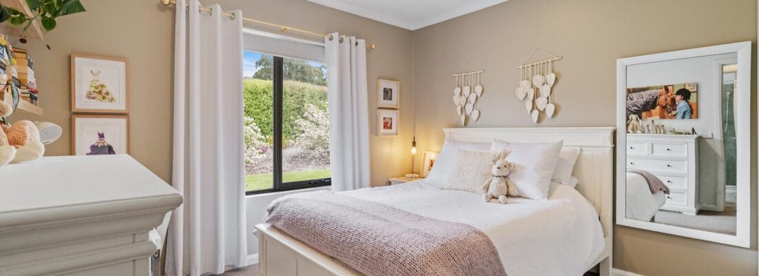 Kim Chandler-Storey Kim Chandler-Storey Fall Real Estate Kim Chandler-Storey