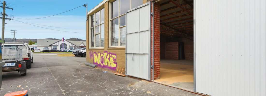 Elyse Lamprill Elyse Lamprill Fall Real Estate Elyse Lamprill