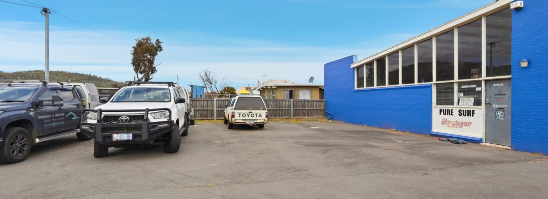 Elyse Lamprill Elyse Lamprill Fall Real Estate Elyse Lamprill