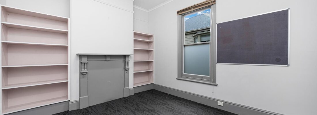 Elyse Lamprill Elyse Lamprill Fall Real Estate Elyse Lamprill