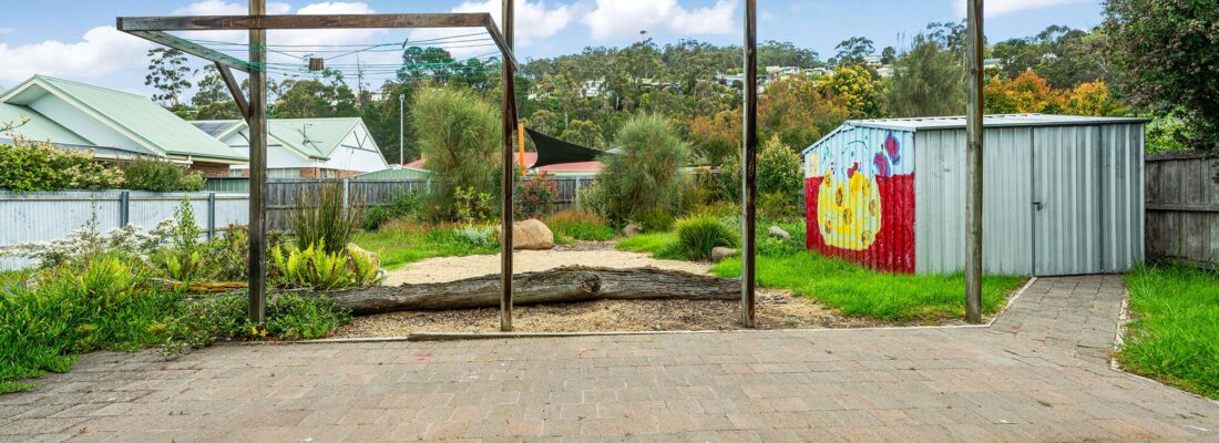 Elyse Lamprill Elyse Lamprill Fall Real Estate Elyse Lamprill