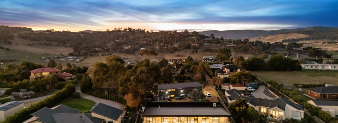 Suzanne Eaton suzanne eaton Fall Real Estate Suzanne Eaton