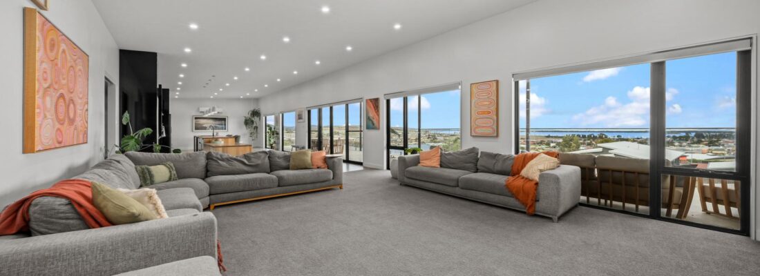 Suzanne Eaton suzanne eaton Fall Real Estate Suzanne Eaton