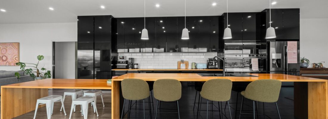 Suzanne Eaton suzanne eaton Fall Real Estate Suzanne Eaton