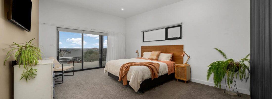 Suzanne Eaton suzanne eaton Fall Real Estate Suzanne Eaton