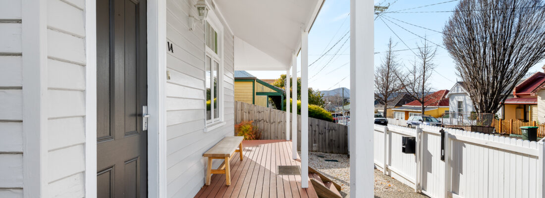 Kelly Fall & Jo Brownless Kelly Fall, Jo Brownless Fall Real Estate Kelly Fall & Jo Brownless