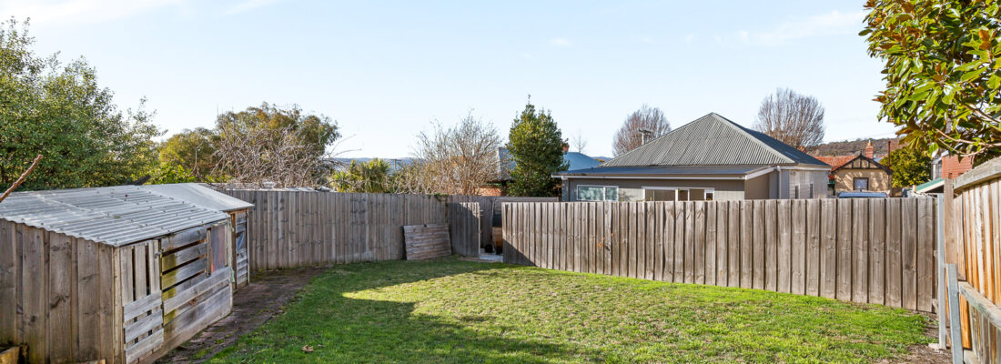 Kelly Fall & Jo Brownless Kelly Fall, Jo Brownless Fall Real Estate Kelly Fall & Jo Brownless