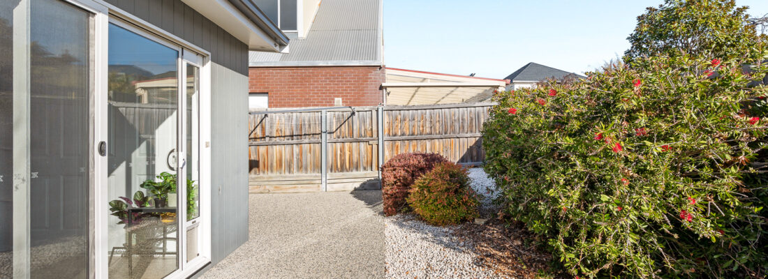 Kelly Fall & Jo Brownless Kelly Fall, Jo Brownless Fall Real Estate Kelly Fall & Jo Brownless