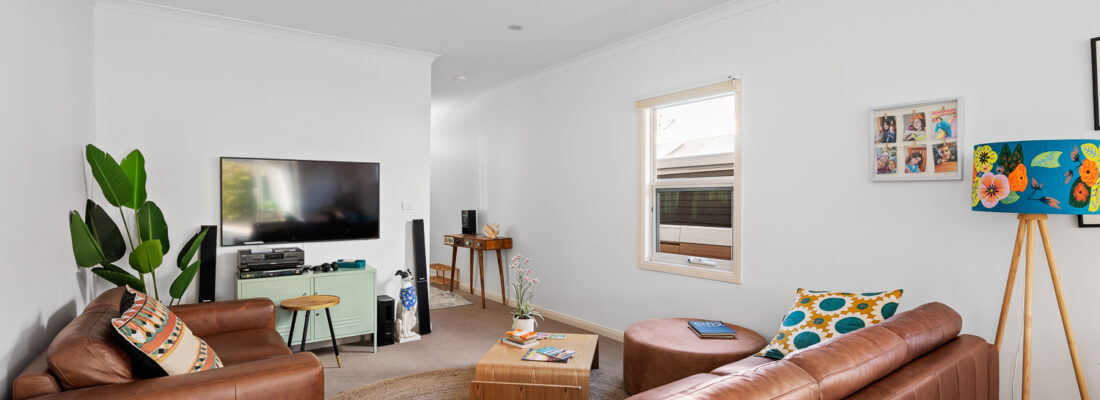 Kelly Fall & Jo Brownless Kelly Fall, Jo Brownless Fall Real Estate Kelly Fall & Jo Brownless