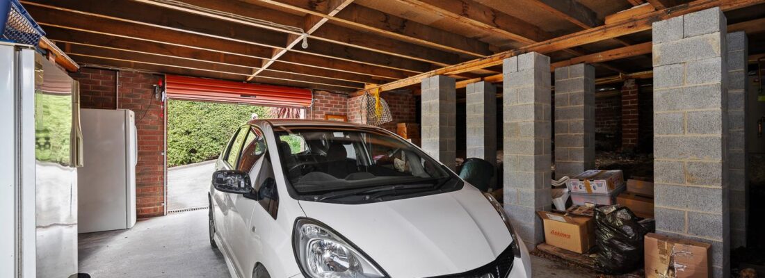 Kelly Fall & Jo Brownless Kelly Fall, Jo Brownless Fall Real Estate Kelly Fall & Jo Brownless