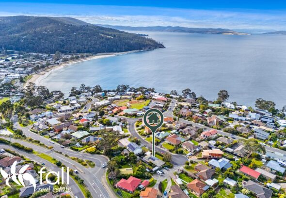 9 Alex Court, KINGSTON BEACH TAS 7050 Properties Sold Hobart Fall Real Estate 9 Alex Court, KINGSTON BEACH TAS 7050