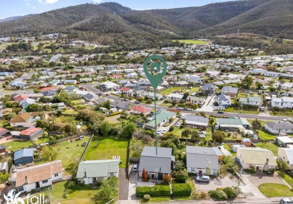 Fall Real Estate 238 Cambridge Road, WARRANE TAS 7018