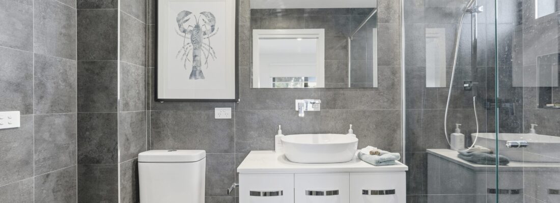 Kelly Fall & Jo Brownless Kelly Fall, Jo Brownless Fall Real Estate Kelly Fall & Jo Brownless