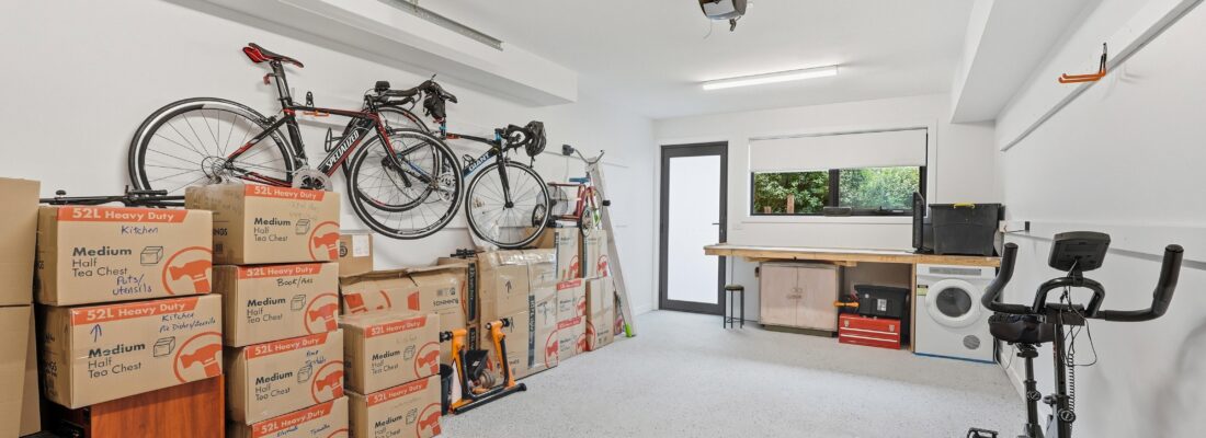 Kelly Fall & Jo Brownless Kelly Fall, Jo Brownless Fall Real Estate Kelly Fall & Jo Brownless