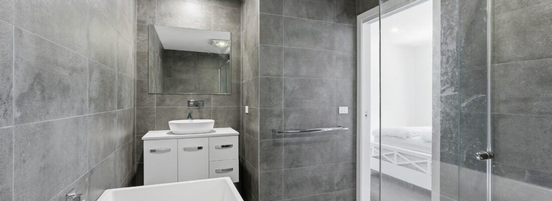 Kelly Fall & Jo Brownless Kelly Fall, Jo Brownless Fall Real Estate Kelly Fall & Jo Brownless