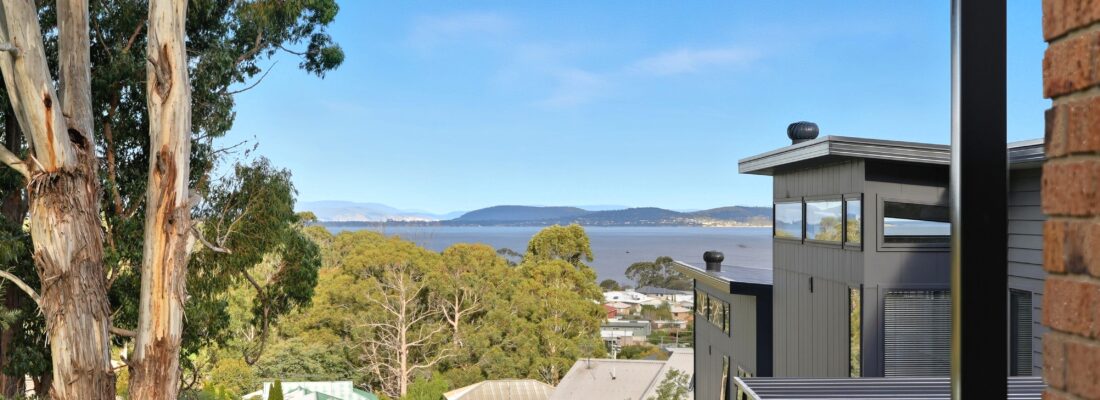 Kelly Fall & Jo Brownless Kelly Fall, Jo Brownless Fall Real Estate Kelly Fall & Jo Brownless