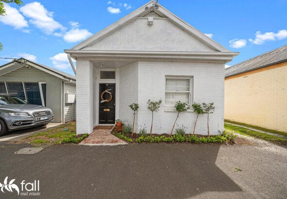 Fall Real Estate 48 Derwent Park Road, DERWENT PARK TAS 7009