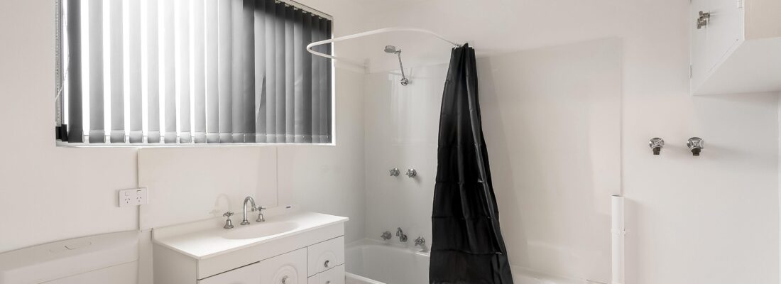 Kelly Fall & Jo Brownless Kelly Fall, Jo Brownless Fall Real Estate Kelly Fall & Jo Brownless