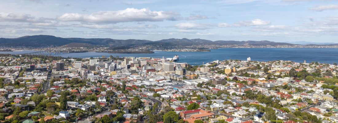 Kelly Fall & Jo Brownless Kelly Fall, Jo Brownless Fall Real Estate Kelly Fall & Jo Brownless