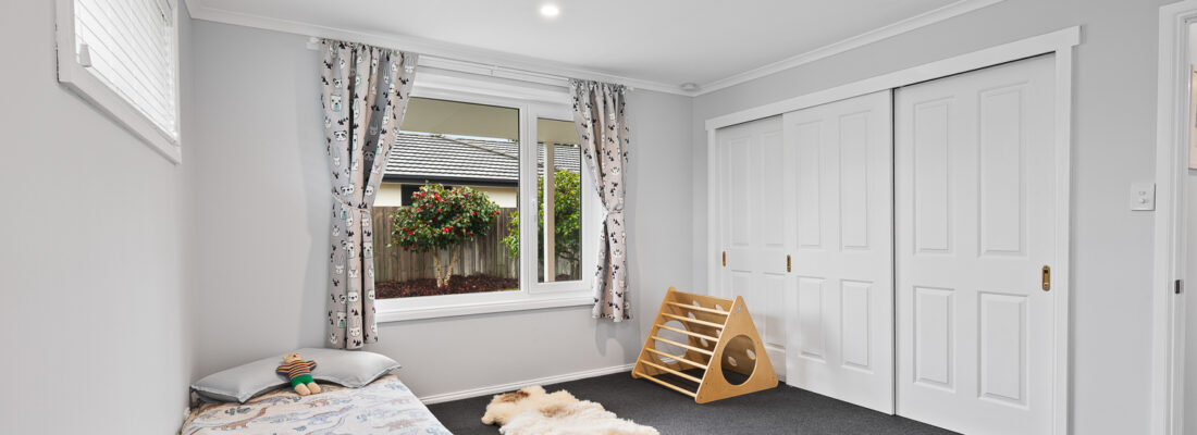 Kelly Fall & Jo Brownless Kelly Fall, Jo Brownless Fall Real Estate Kelly Fall & Jo Brownless