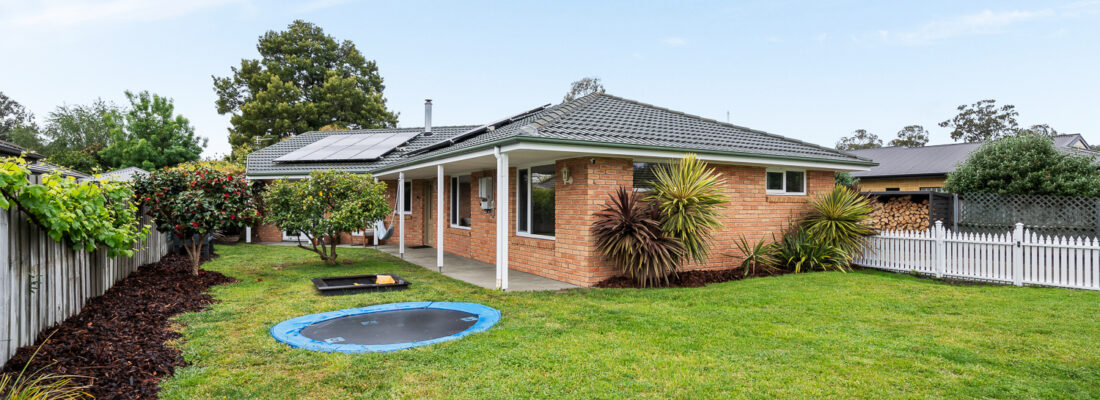 Kelly Fall & Jo Brownless Kelly Fall, Jo Brownless Fall Real Estate Kelly Fall & Jo Brownless