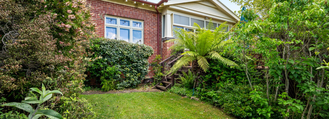 Fall Real Estate Kelly Fall & Jo Brownless