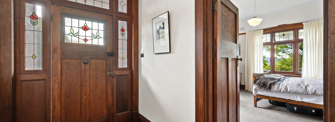 Kelly Fall & Jo Brownless Kelly Fall, Jo Brownless Fall Real Estate Kelly Fall & Jo Brownless