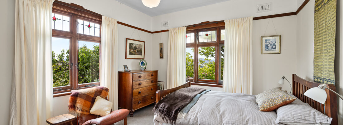 Kelly Fall & Jo Brownless Kelly Fall, Jo Brownless Fall Real Estate Kelly Fall & Jo Brownless