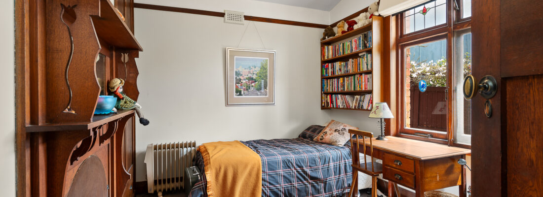 Kelly Fall & Jo Brownless Kelly Fall, Jo Brownless Fall Real Estate Kelly Fall & Jo Brownless