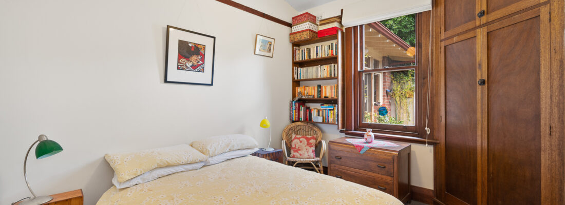 Kelly Fall & Jo Brownless Kelly Fall, Jo Brownless Fall Real Estate Kelly Fall & Jo Brownless