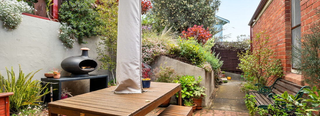 Kelly Fall & Jo Brownless Kelly Fall, Jo Brownless Fall Real Estate Kelly Fall & Jo Brownless