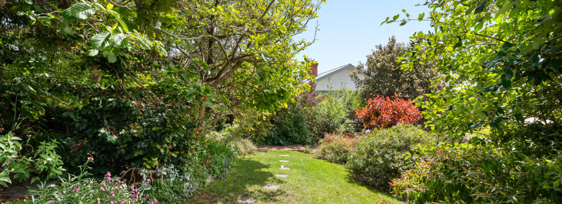 Kelly Fall & Jo Brownless Kelly Fall, Jo Brownless Fall Real Estate Kelly Fall & Jo Brownless