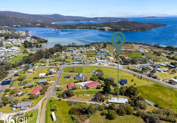 Fall Real Estate 17 Kormos Drive, NUBEENA TAS 7184