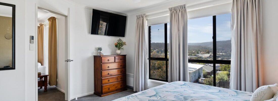 Kim Chandler-Storey Kim Chandler-Storey Fall Real Estate Kim Chandler-Storey