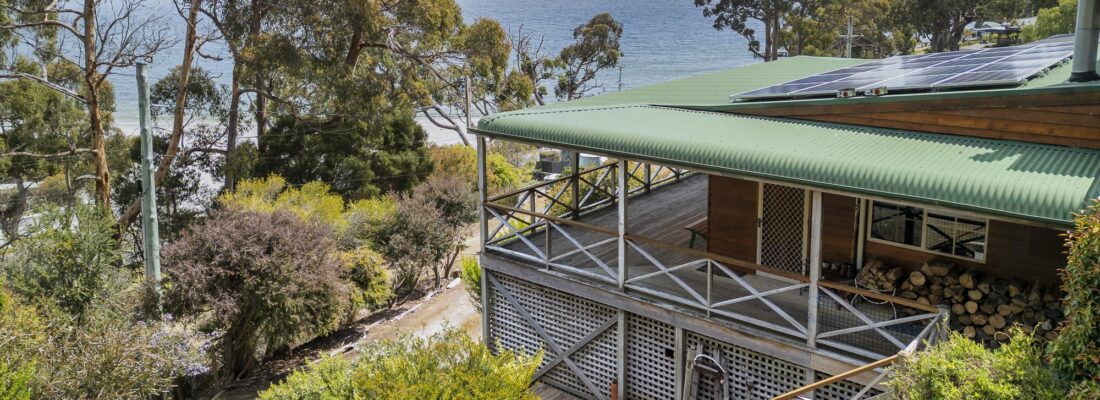 Naomi van Schie Naomi van Schie Fall Real Estate Naomi van Schie