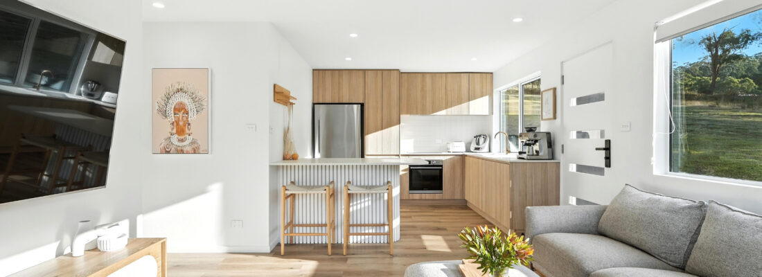 Kelly Fall & Jo Brownless Kelly Fall, Jo Brownless Fall Real Estate Kelly Fall & Jo Brownless