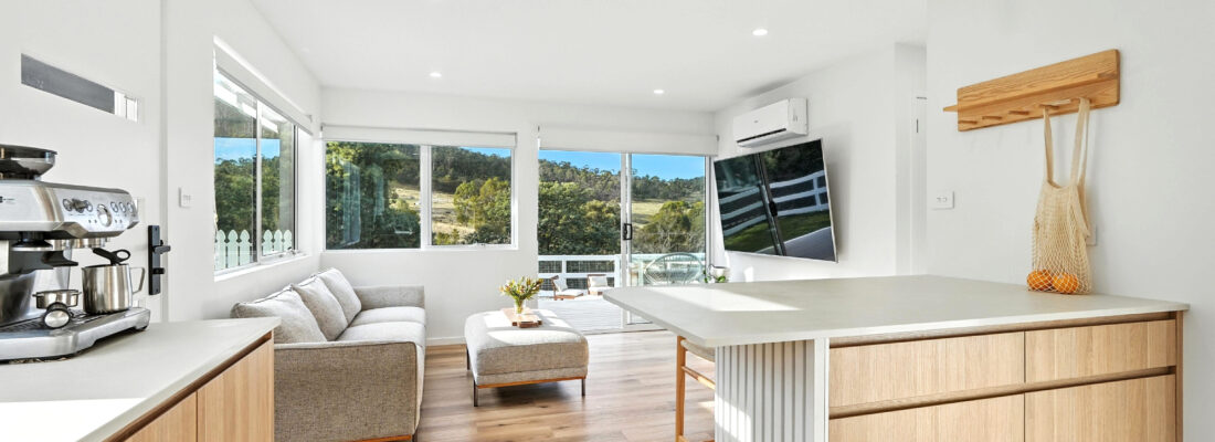 Kelly Fall & Jo Brownless Kelly Fall, Jo Brownless Fall Real Estate Kelly Fall & Jo Brownless