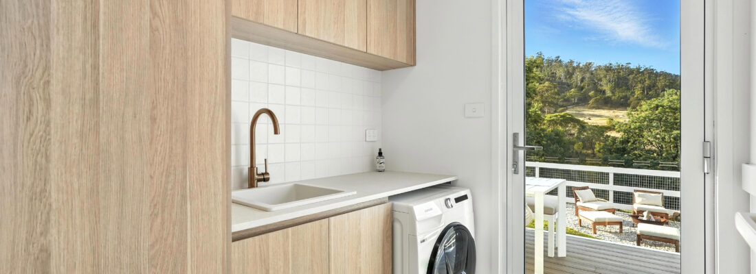 Kelly Fall & Jo Brownless Kelly Fall, Jo Brownless Fall Real Estate Kelly Fall & Jo Brownless