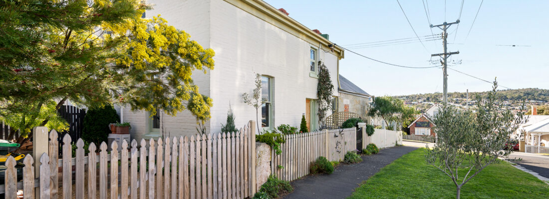 Kelly Fall & Jo Brownless Kelly Fall, Jo Brownless Fall Real Estate Kelly Fall & Jo Brownless