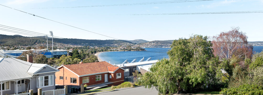 Kelly Fall & Jo Brownless Kelly Fall, Jo Brownless Fall Real Estate Kelly Fall & Jo Brownless