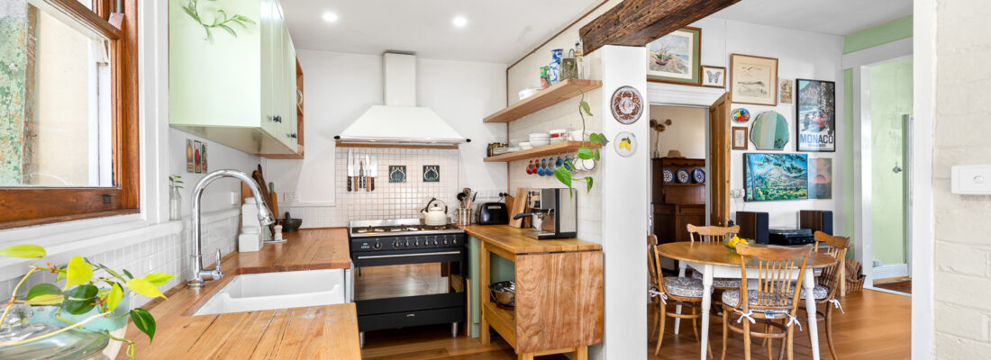 Kelly Fall & Jo Brownless Kelly Fall, Jo Brownless Fall Real Estate Kelly Fall & Jo Brownless