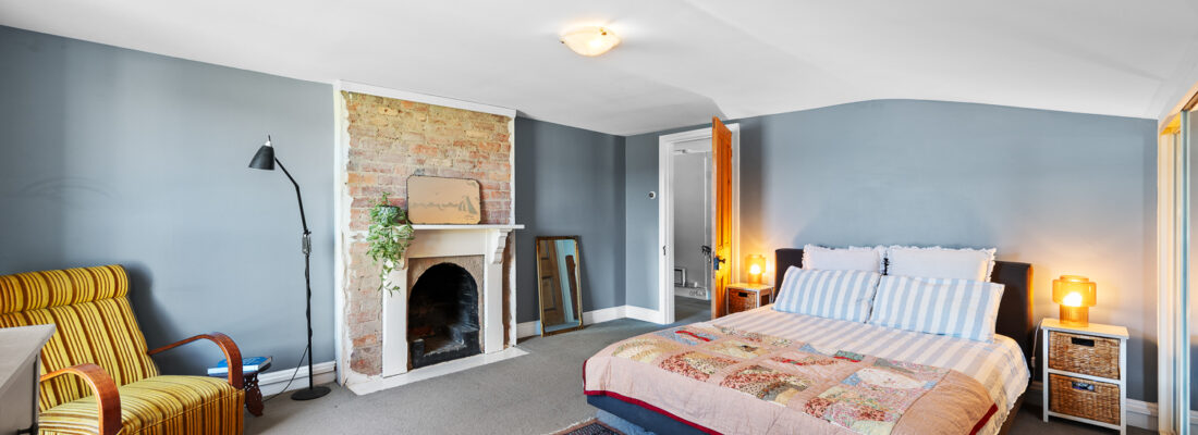 Kelly Fall & Jo Brownless Kelly Fall, Jo Brownless Fall Real Estate Kelly Fall & Jo Brownless